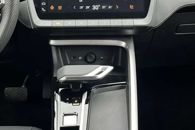 MG ZS HEV din 2025 cu 1 km - oferta MG0185415 - foto 9