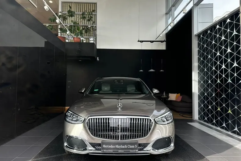 Mercedes-Benz S Maybach din 2025 cu 28 km - oferta MER185424 - foto 1