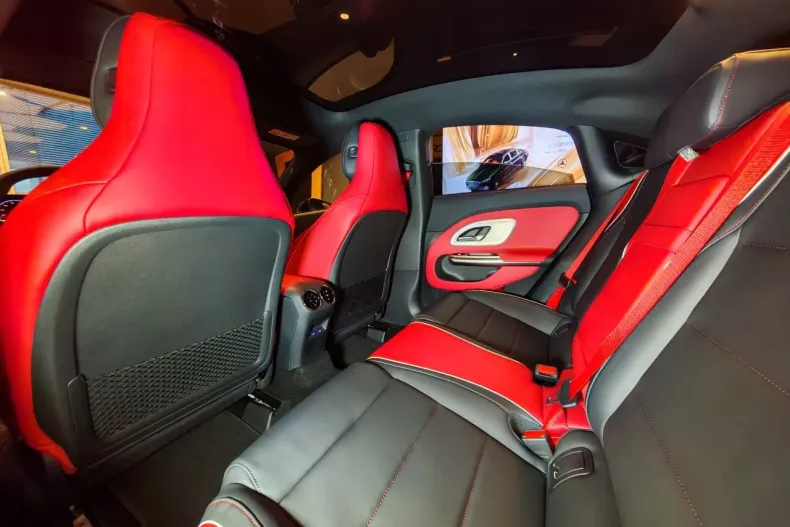 Mercedes-Benz CLA (Clasa CLA) din 2025 cu 1 km - oferta MER185434 - foto 23