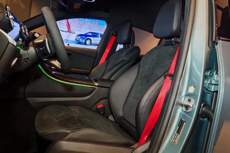 Mercedes-Benz GLC Coupe din 2025 cu 1 km - oferta MER185435 - foto 6