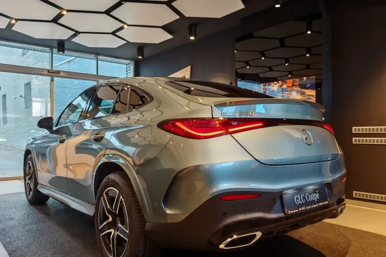 Mercedes-Benz GLC Coupe din 2025 cu 1 km - oferta MER185435 - foto 11