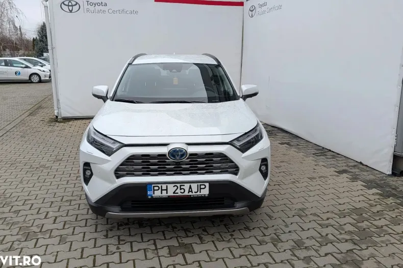 Toyota RAV4 din 2025 cu 5.000 km - oferta TOY185437 - foto 1