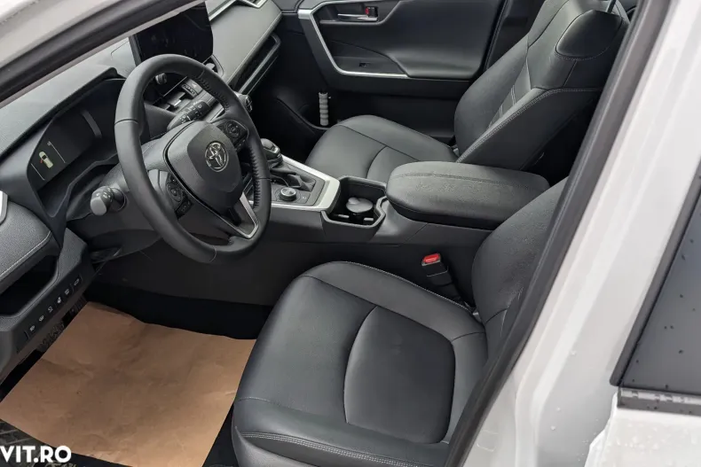 Toyota RAV4 din 2025 cu 5.000 km - oferta TOY185437 - foto 8
