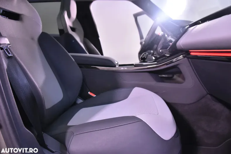 Land Rover Range Rover Sport din 2024 cu 27.576 km - oferta LAN185438 - foto 11