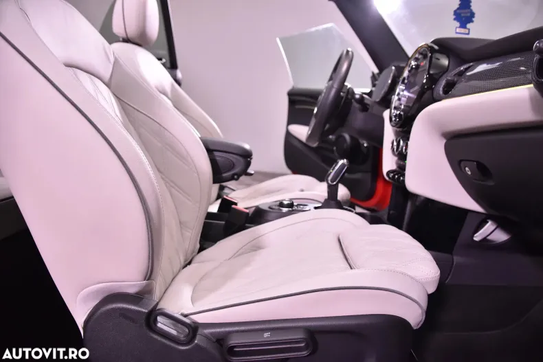 MINI John Cooper Works din 2023 cu 12.412 km - oferta MIN185439 - foto 19