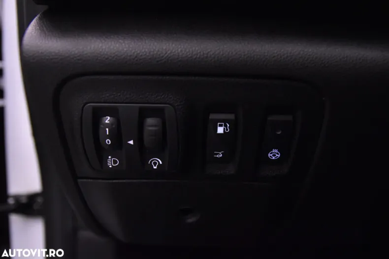 Renault Megane din 2021 cu 75.213 km - oferta REN185447 - foto 15