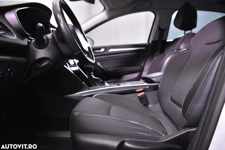 Renault Megane din 2021 cu 75.213 km - oferta REN185447 - foto 22