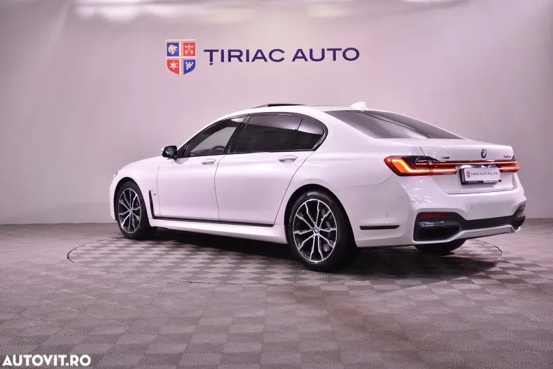 BMW Seria 7 din 2021 cu 106.624 km - oferta BMW185451 - foto 3
