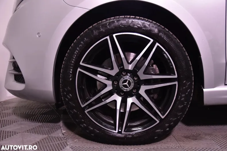 Mercedes-Benz V din 2023 cu 37.184 km - oferta MER185454 - foto 14