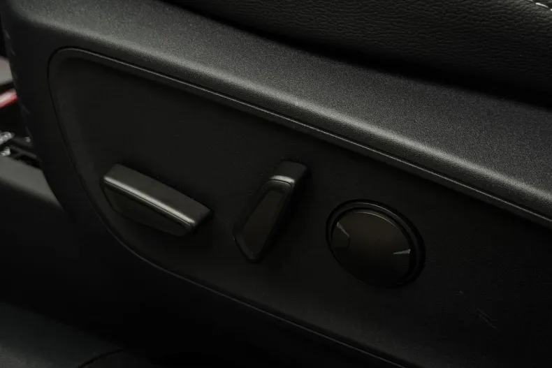 Ford Kuga din 2022 cu 91.525 km - oferta FOR185464 - foto 30