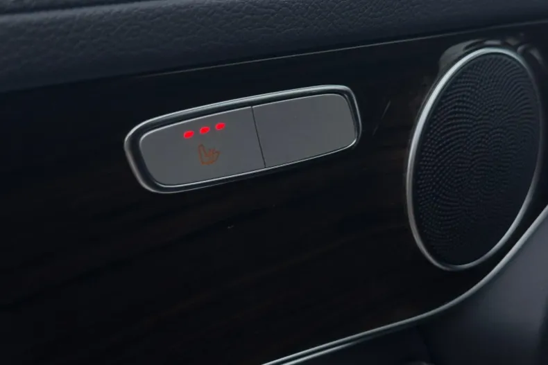 Mercedes-Benz GLC din 2021 cu 172.328 km - oferta MER185465 - foto 28