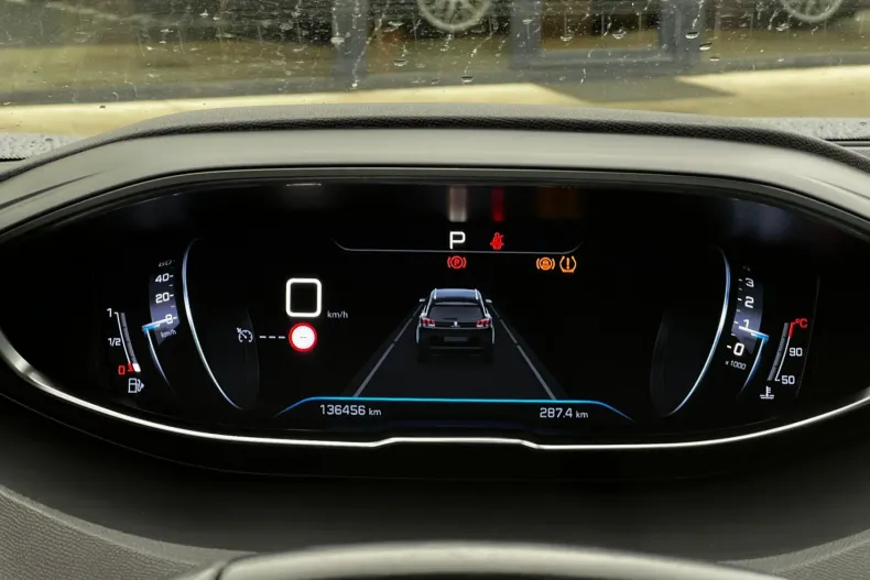 Peugeot 5008 din 2020 cu 136.456 km - oferta PEU185476 - foto 22