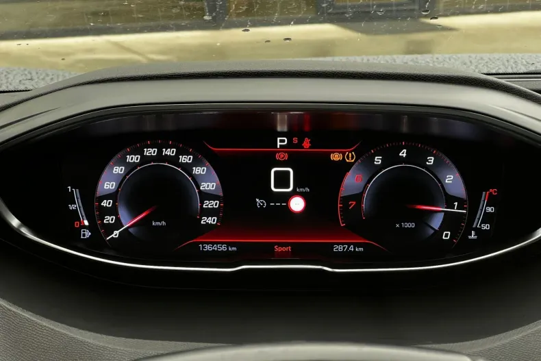 Peugeot 5008 din 2020 cu 136.456 km - oferta PEU185476 - foto 40