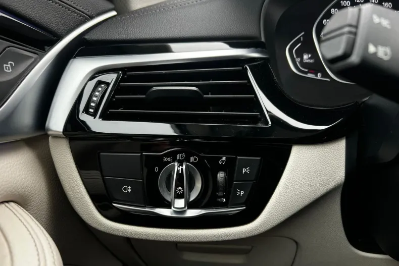 BMW Seria 5 din 2020 cu 169.135 km - oferta BMW185478 - foto 28