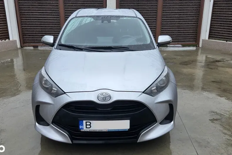 Toyota Yaris din 2022 cu 34.979 km - oferta TOY185483 - foto 2