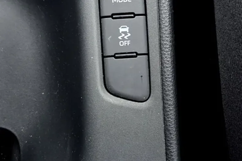 Toyota Yaris din 2022 cu 34.979 km - oferta TOY185483 - foto 22