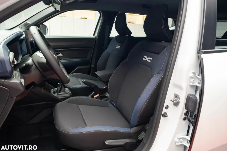 Dacia Duster din 2026 cu 10 km - oferta DAC185486 - foto 21