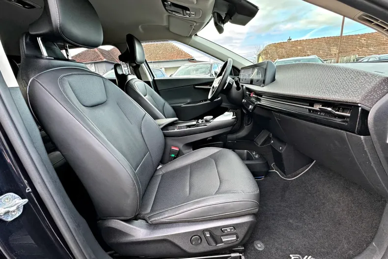 Kia EV6 din 2023 cu 164.760 km - oferta KIA185494 - foto 8