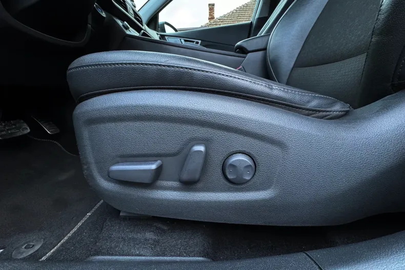 Hyundai KONA din 2020 cu 127.032 km - oferta HYU185495 - foto 28