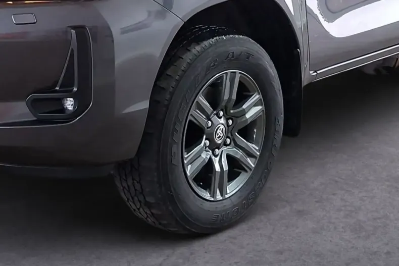 Toyota Hilux din 2021 cu 57.800 km - oferta TOY185501 - foto 10