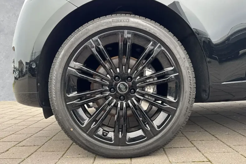 Land Rover Range Rover din 2025 cu 17.180 km - oferta LAN185505 - foto 9