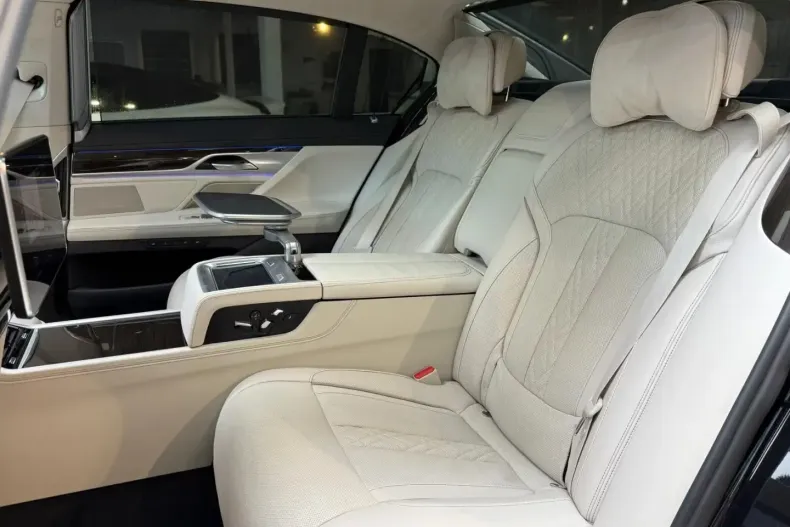 BMW 730 (Seria 7) din 2021 cu 66.000 km - oferta BMW185514 - foto 11