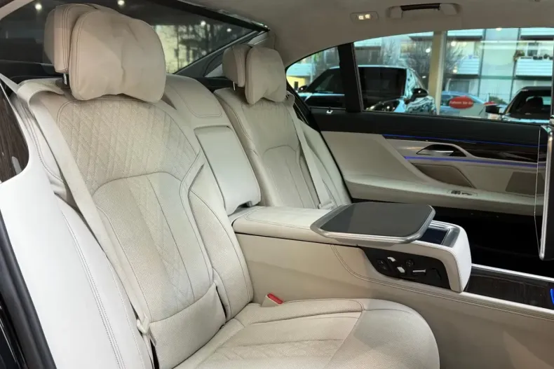 BMW 730 (Seria 7) din 2021 cu 66.000 km - oferta BMW185514 - foto 24