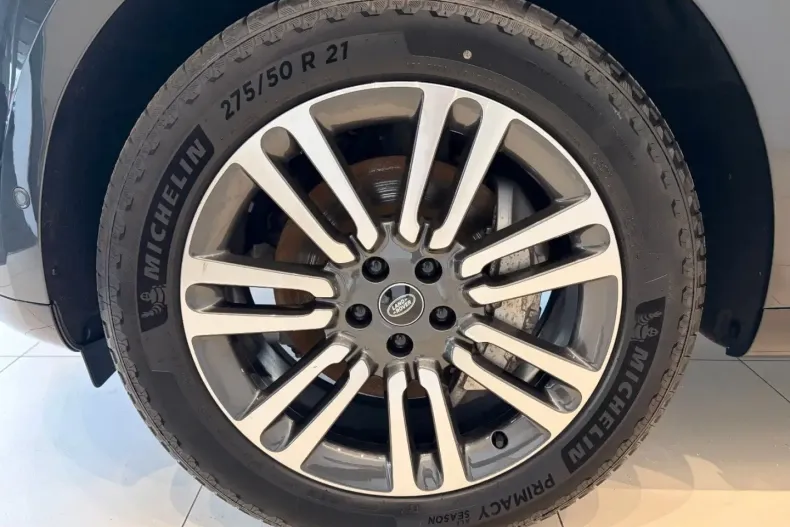 Land Rover Range Rover din 2024 cu 16.250 km - oferta LAN185516 - foto 9