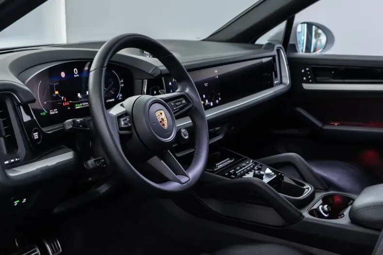 Porsche Cayenne din 2024 cu 19.620 km - oferta POR185517 - foto 9