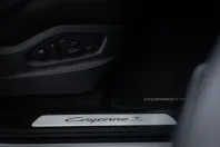 Porsche Cayenne din 2024 cu 19.620 km - oferta POR185517 - foto 29