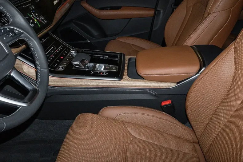 Audi Q7 din 2025 cu 8.720 km - oferta AUD185522 - foto 15