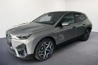 BMW iX (Seria i) din 2022 cu 12.900 km - oferta BMW185524 - foto 1