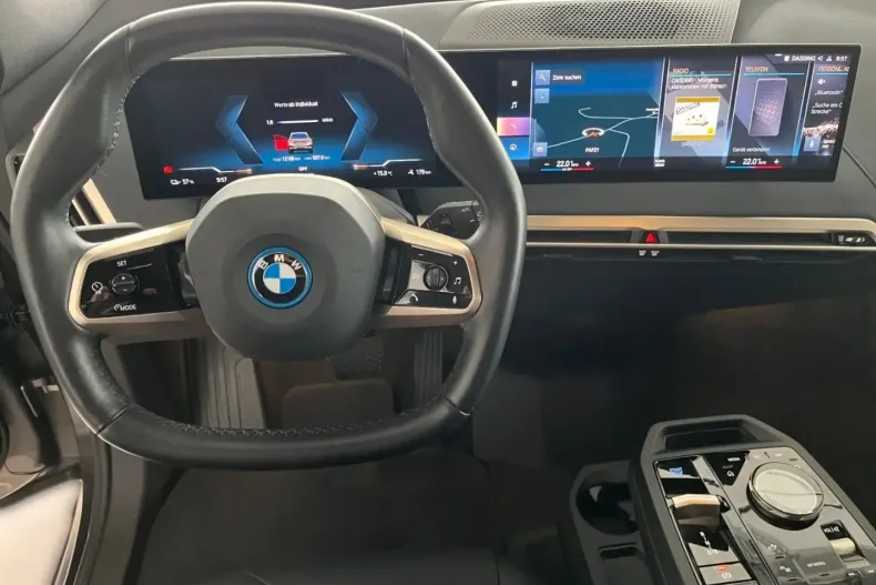 BMW iX (Seria i) din 2022 cu 12.900 km - oferta BMW185524 - foto 10