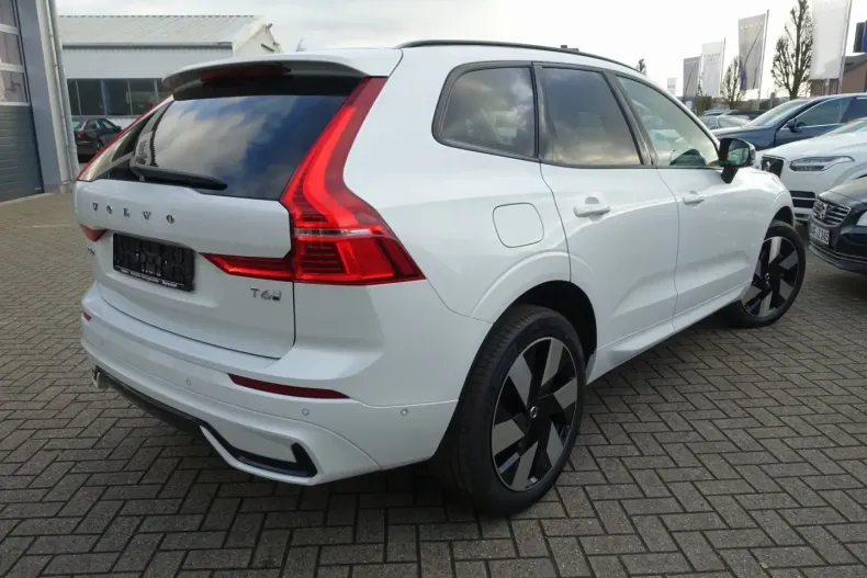 Volvo XC60 din 2025 cu 21.950 km - oferta VOL185525 - foto 2