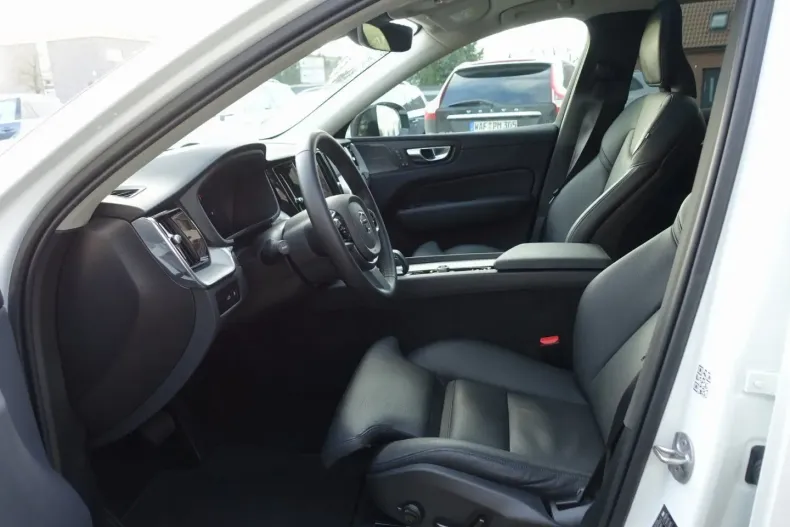 Volvo XC60 din 2025 cu 21.950 km - oferta VOL185525 - foto 9