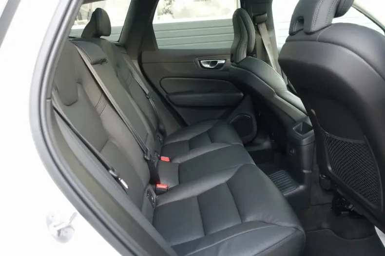 Volvo XC60 din 2025 cu 21.950 km - oferta VOL185525 - foto 11