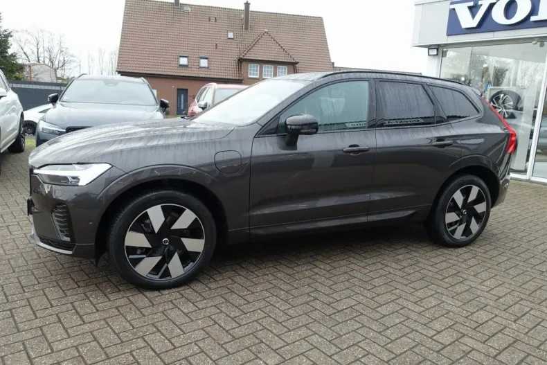 Volvo XC60 din 2025 cu 19.550 km - oferta VOL185526 - foto 6