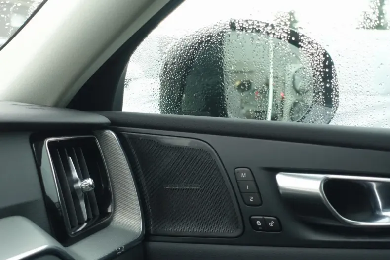 Volvo XC60 din 2025 cu 19.550 km - oferta VOL185526 - foto 15