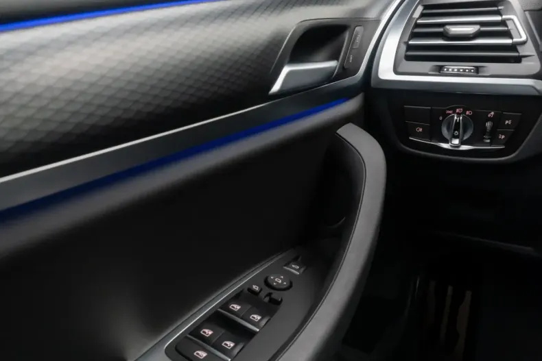 BMW X3 (Seria X) din 2023 cu 43.586 km - oferta BMW185531 - foto 32