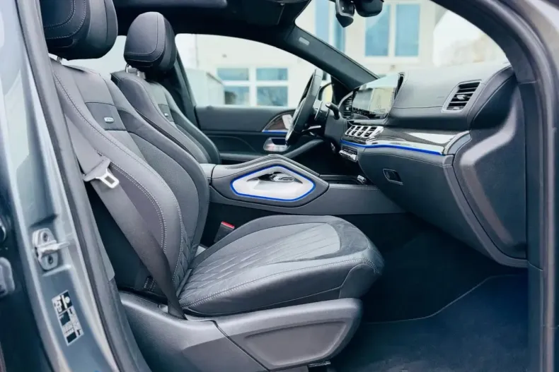 Mercedes-Benz GLE 63 AMG (Clasa GLE) din 2023 cu 33.000 km - oferta MER185541 - foto 13