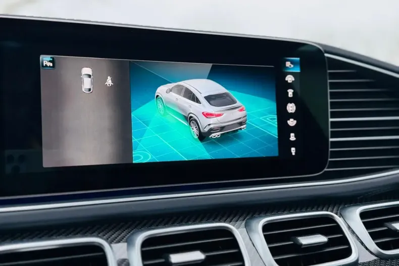 Mercedes-Benz GLE 63 AMG (Clasa GLE) din 2023 cu 33.000 km - oferta MER185541 - foto 19