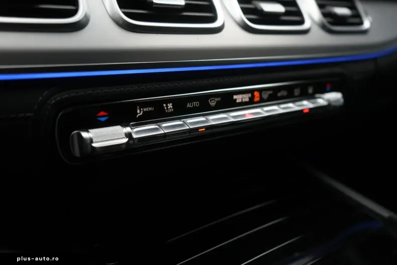 Mercedes-Benz GLE 63 AMG (Clasa GLE) din 2023 cu 47.000 km - oferta MER185542 - foto 19