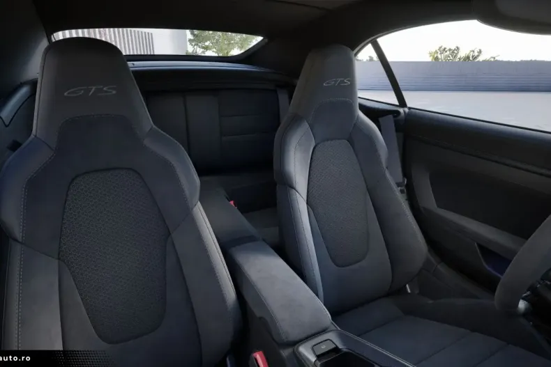 Porsche 911 din 2025 cu 7.500 km - oferta POR185545 - foto 5