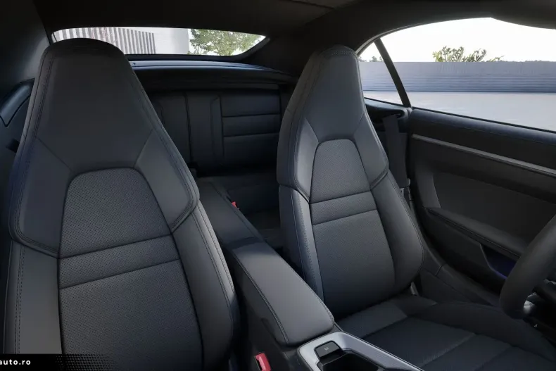 Porsche 911 din 2025 cu 10.000 km - oferta POR185547 - foto 4