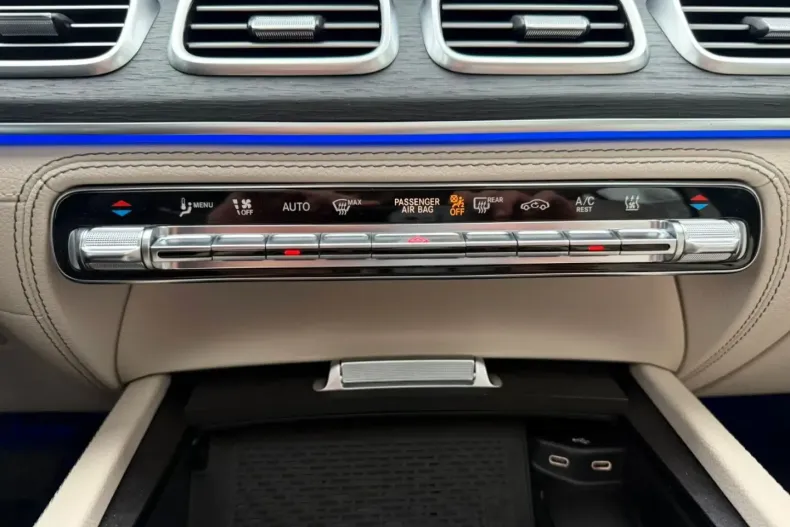 Mercedes-Benz GLE 450 (Clasa GLE) din 2024 cu 26.184 km - oferta MER185551 - foto 10