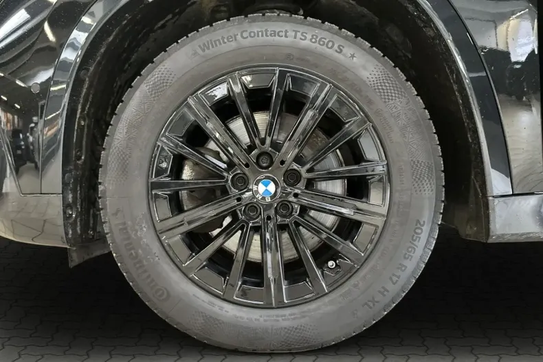 BMW iX1 (Seria i) din 2023 cu 45.600 km - oferta BMW185556 - foto 13