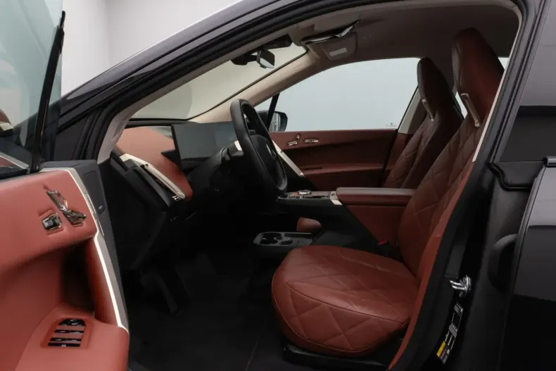 BMW iX (Seria i) din 2022 cu 16.871 km - oferta BMW185558 - foto 18