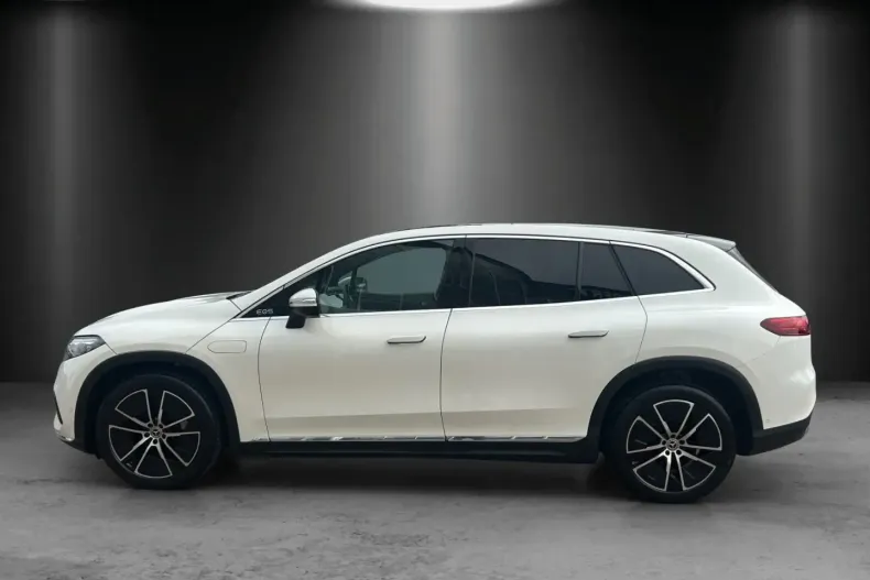 Mercedes-Benz EQS SUV din 2022 cu 7.942 km - oferta MER185562 - foto 2