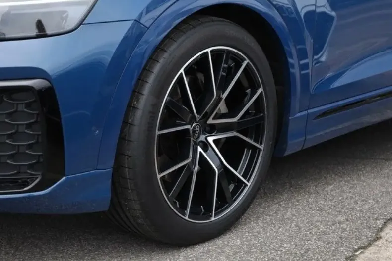 Audi Q8 din 2025 cu 27.480 km - oferta AUD185564 - foto 11