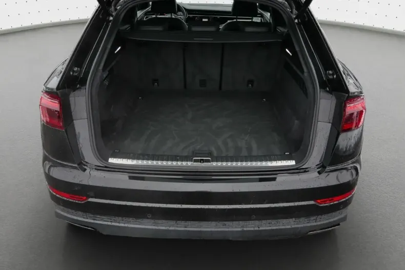 Audi Q8 din 2025 cu 17.552 km - oferta AUD185566 - foto 11